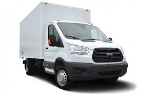 Промтоварный фургон Ford Transit масса с нагрузкой 4700 кг
